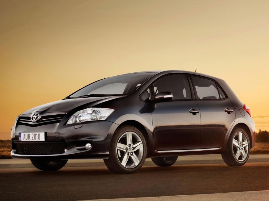  Toyota Auris 5-Door 2010 года  (фото 8 из 27)